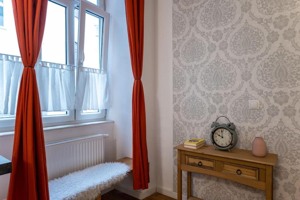 Compact Studio Near Center By Hm Wiedeń Zewnętrze zdjęcie